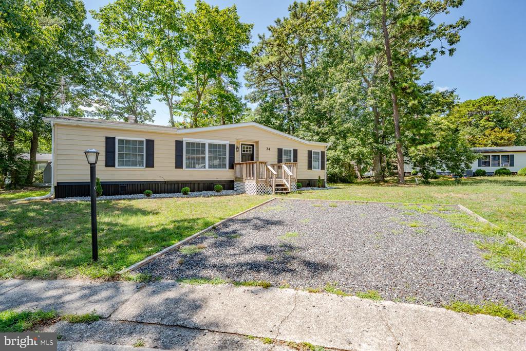 Residential in MAYS LANDING 3