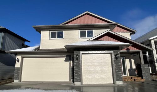 11314 107 Ave, Grande Prairie, AB, T8V6A7 | Card Image