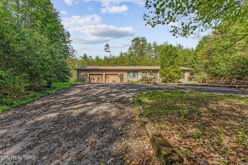 1688 E Wolf Valley Rd, Heiskell, TN, 37754-2710 | Card Image