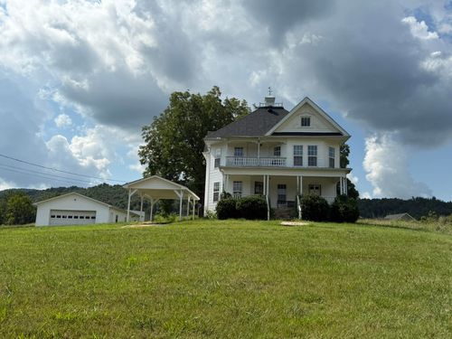 838 State Garage Rd, Albany, KY, 42602-8014 | Card Image