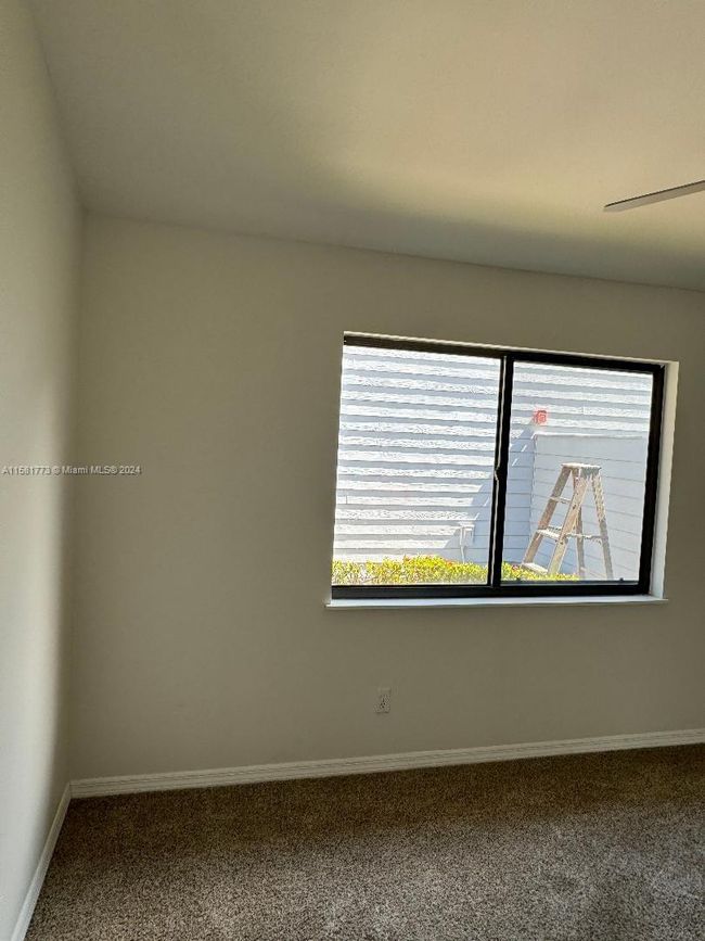 6114 Se Georgetown Pl, Home with 2 bedrooms, 2 bathrooms and null parking in Hobe Sound FL | Image 7
