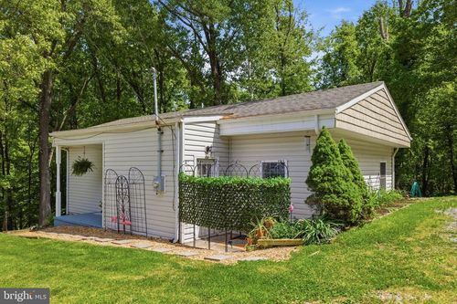 350 Evergreen Ln, BLUEMONT, VA, 20135-4564 | Card Image