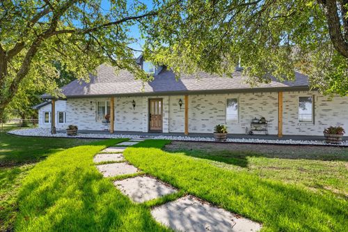 2309 Hillview Dr, Krum, TX, 76249-6856 | Card Image