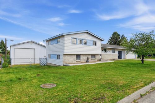 13313 E 11th Ave, Spokane Valley, WA, 99216-0617 | Card Image