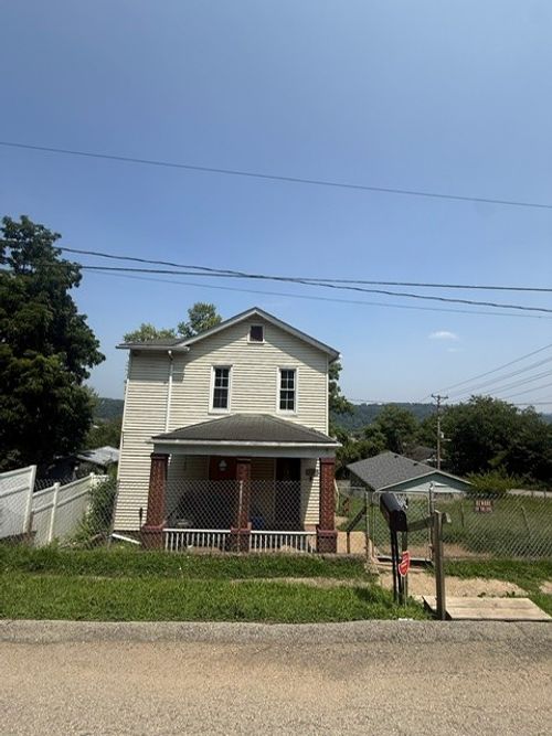1102 Oakland Ave, Charleroi, PA, 15022-2036 | Card Image