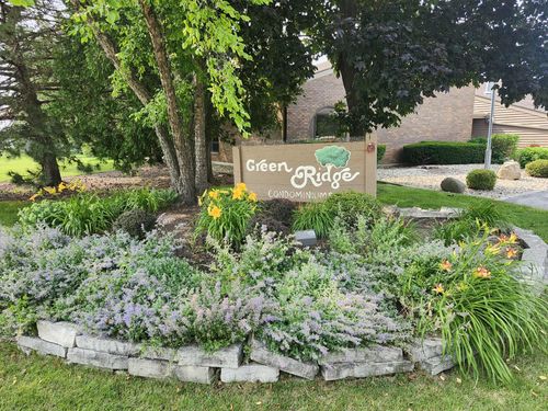 5720 Cambridge Cir, Mount Pleasant, WI, 53406-2857 | Card Image