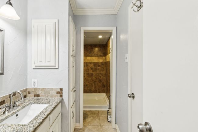 APT-38D - 5626 Preston Oaks Rd, Condo with 2 bedrooms, 2 bathrooms and null parking in Dallas TX | Image 18