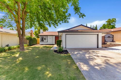 7804 Deer Creek Dr, Sacramento, CA, 95823-4404 | Card Image