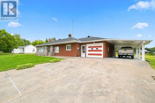 54 Ottawa St, Chalk River, ON, K0J1J0 | Card Image