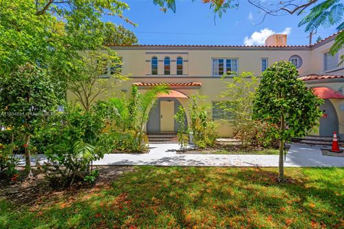 apt-202-1450 Meridian Ave, Miami Beach, FL, 33139-8083 | Card Image