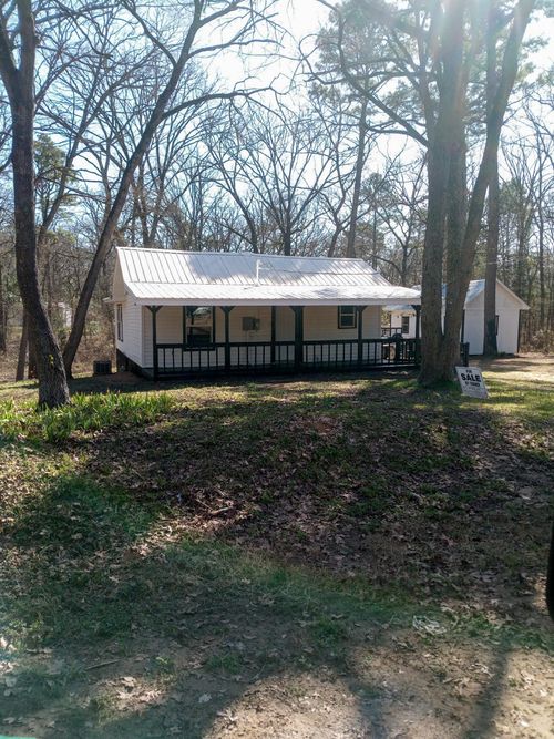 253 Daffodil Ln, Mount Vernon, TX, 75457-7556 | Card Image