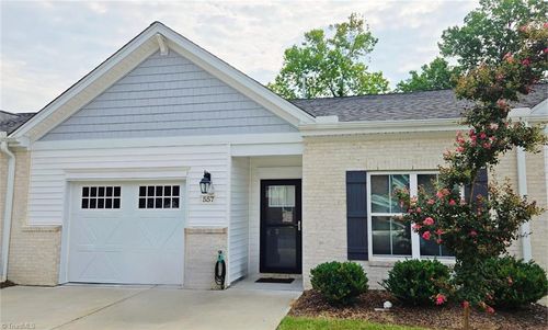 557 Isley Pl, Burlington, NC, 27215-3672 | Card Image