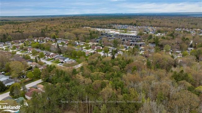 104 Leo Blvd, House other with 5 bedrooms, 1 bathrooms and 4 parking in Wasaga Beach ON | Image 46