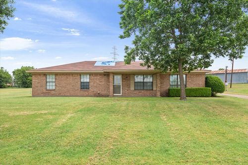 174 Shilling Dr, Elm Mott, TX, 76640-3465 | Card Image