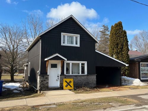 523 Mill St, Neustadt, ON, N0G2M0 | Card Image