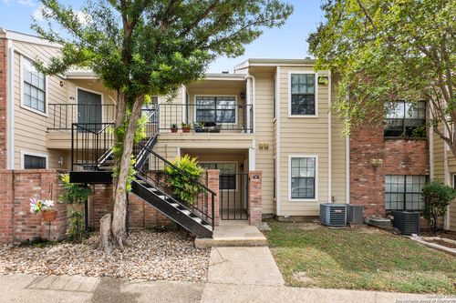 apt-870-11610 Vance Jackson Rd, San Antonio, TX, 78230-1834 | Card Image