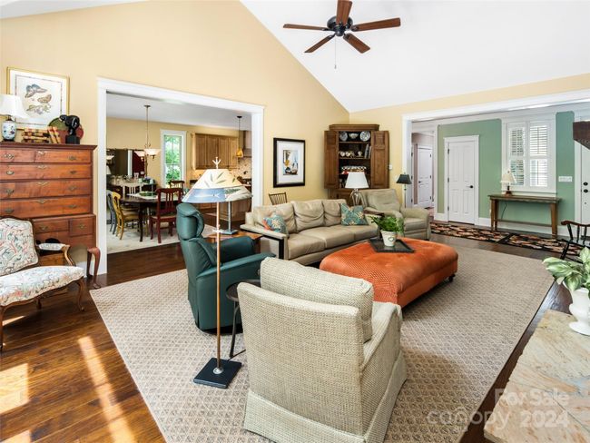 45 Gray Duster Cir, House other with 3 bedrooms, 3 bathrooms and null parking in Biltmore Lake NC | Image 4