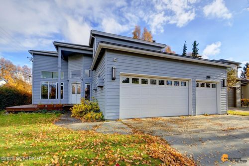 1501 P St, Anchorage, AK, 99501-4923 | Card Image