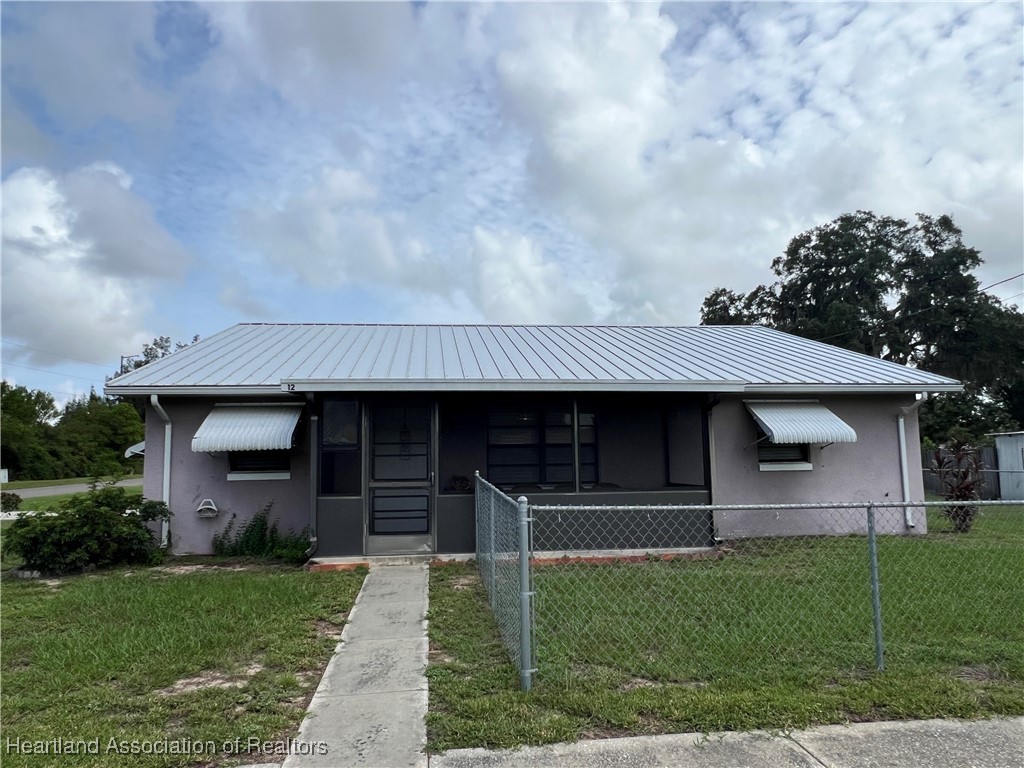 Elder St, Avon Park, FL 33825