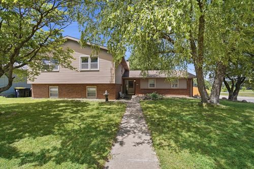 1428 Hanson Dr, Normal, IL, 61761-1925 | Card Image