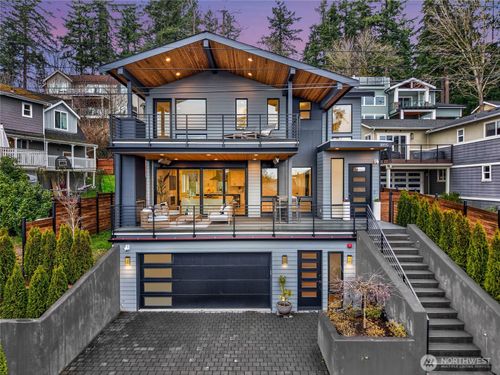 11855 89th Pl Ne, Kirkland, WA, 98034-6101 | Card Image