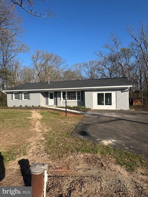 12604 Nokesville Rd, NOKESVILLE, VA, 20181-1811 | Card Image