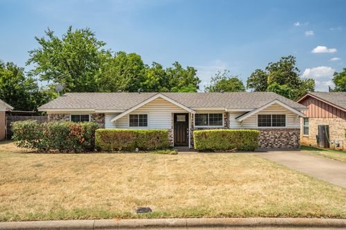 917 Bryan Dr, Bedford, TX, 76022-7506 | Card Image