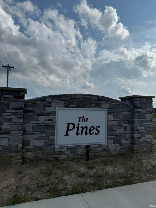 663 Keltic Pines Blvd, Huntertown, IN, 46748-0409 | Card Image
