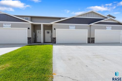 5703 E Avett Pl, Sioux Falls, SD, 57108-3485 | Card Image