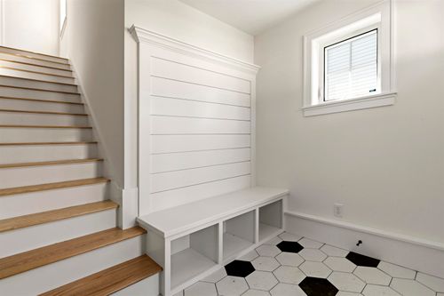 4-27 Eden Lane, Portsmouth, NH, 03801 | Card Image