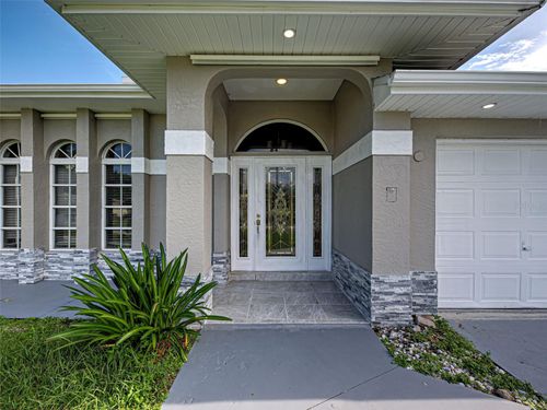 17352 Robinson Ave, Port Charlotte, FL, 33948-2332 | Card Image