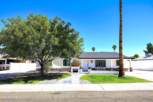 3908 E Marilyn Rd, Phoenix, AZ, 85032-5249 | Card Image