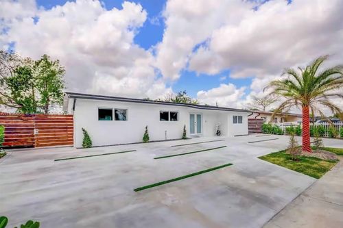 3530 Sw 104th Ave, Miami, FL, 33165-3707 | Card Image