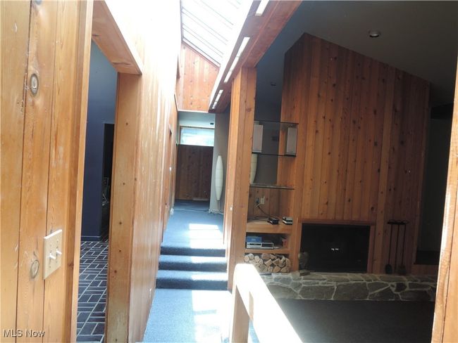 1979 Twin Oaks Dr, House other with 3 bedrooms, 3 bathrooms and null parking in Girard OH | Image 13