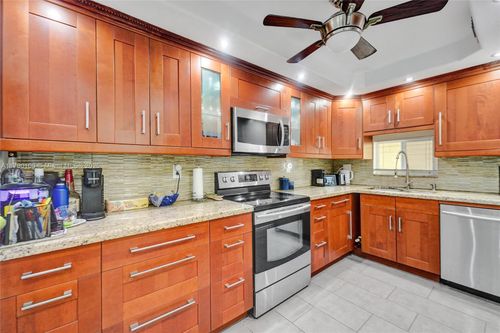 apt-310-830 S Hollybrook Dr, Pembroke Pines, FL, 33025-4054 | Card Image