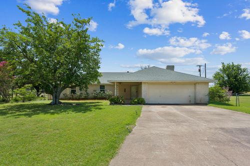 700 Panorama Loop, Waxahachie, TX, 75165-6087 | Card Image