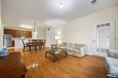 4142 Cory Ln, Elmwood Park, NJ, 07407-3232 | Card Image