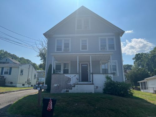16 Sycaway St, West Haven, CT, 06516-1221 | Card Image