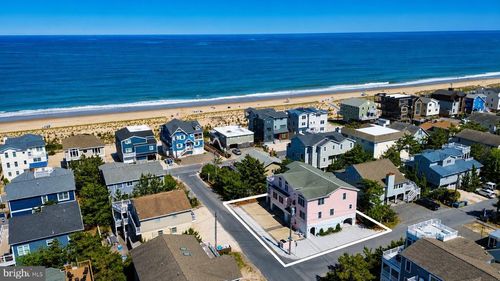 4 S 9th St, SOUTH BETHANY, DE, 19930-9144 | Card Image