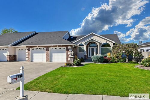1790 Cabellaro Dr, Ammon, ID, 83406-6703 | Card Image