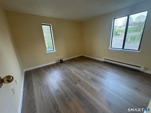 184-184 Burgundy Hill Lane, Middletown, CT, 06457 | Card Image