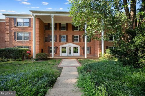 apt-203-7640 Provincial Dr, MCLEAN, VA, 22102-7608 | Card Image