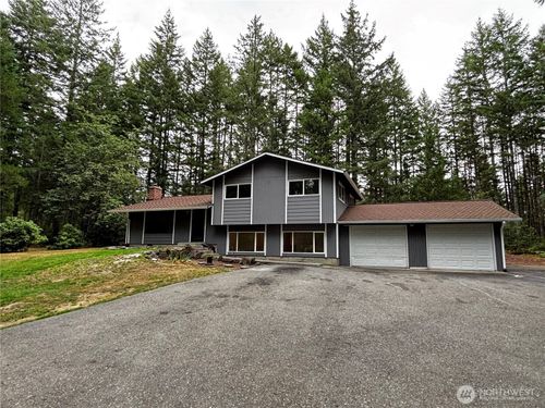 11951 Helena Trl Sw, Port Orchard, WA, 98367-7305 | Card Image
