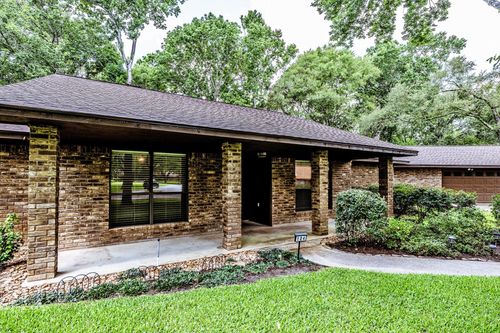 104 Oakview Cir, Huntsville, TX, 77340-8936 | Card Image