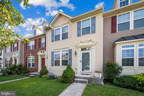 7 Forest View Ter, HANOVER, PA, 17331-7463 | Card Image