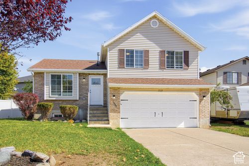 1535 S 250 E, Kaysville, UT, 84037-4008 | Card Image
