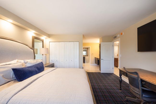 APT-511 - 4900 N Ocean Blvd, Condo with 2 bedrooms, 2 bathrooms and null parking in Lauderdale By The Sea FL | Image 12