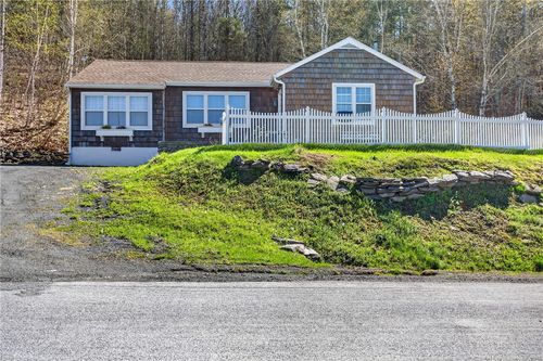 385 Cape Horn Rd, Stamford, NY, 12167-2636 | Card Image