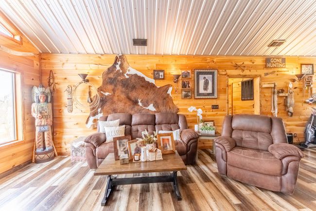 Custom Home and Acreage for Sale20 | Image 20