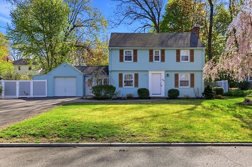 145 Chalmers St, Springfield, MA, 01118-1616 | Card Image